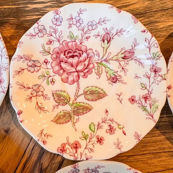 Set of 6-Johnson Brothers, 1930’s Rose Chintz Collection, Saucers, 5.75” - Picture 4 of 10